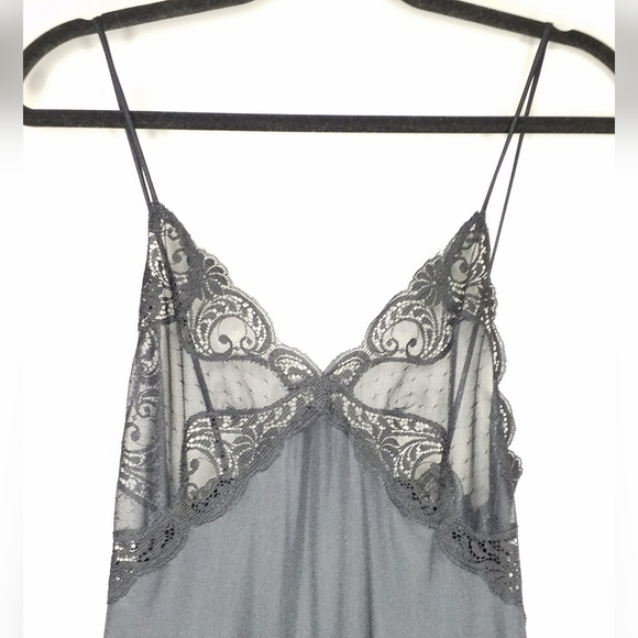 Vintage Patricia Black Lace Nightgown & Robe Set Gothic Morticia Wednesday Style - Picture 4 of 13